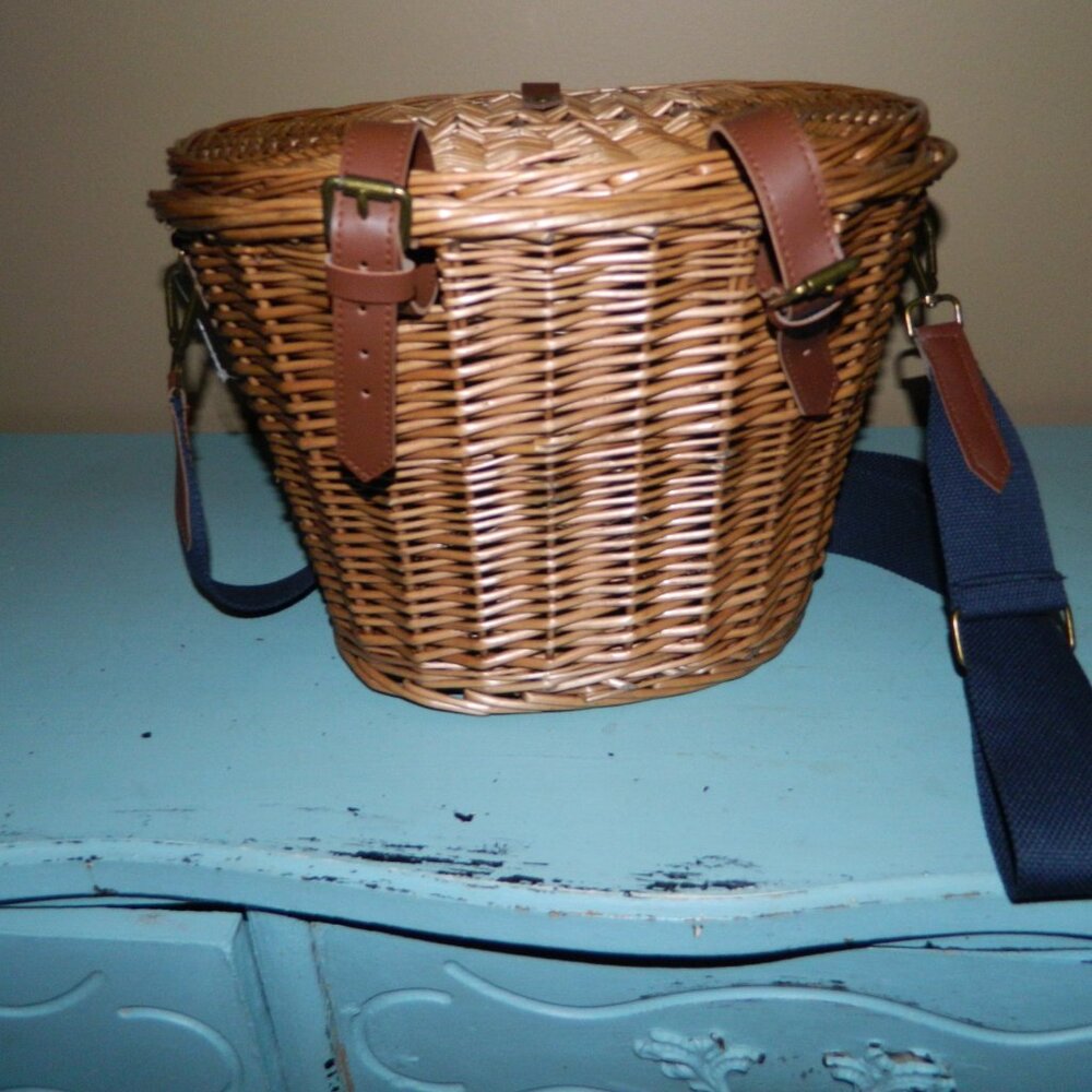 Williams Sonoma Cambridge Bicycle Basket - Picture 5 of 5